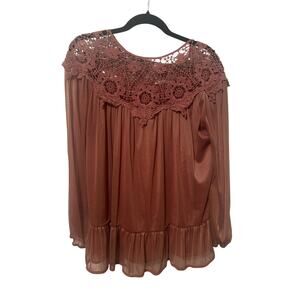 Entro Mauve Pink Flowy Semi Sheer Crotchet Lace Detail Whimsical Blouse Medium